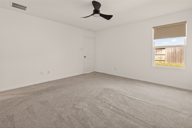 Building Photo - 6915 Lilac Vine Ln