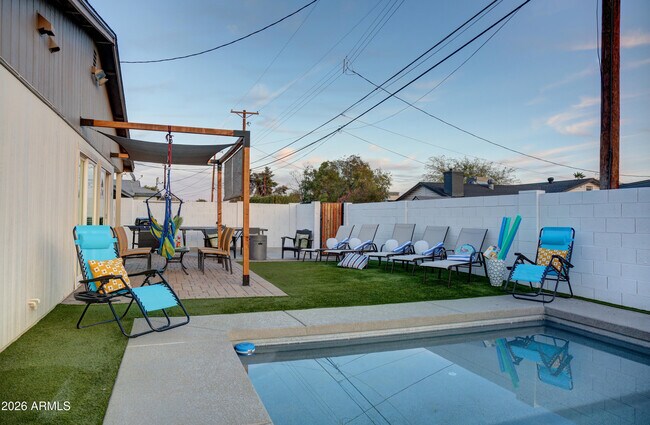 Building Photo - 7225 E Villa Way