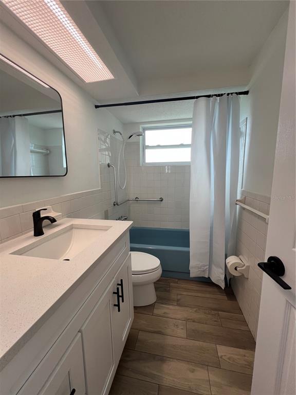Building Photo - 7315 Brentwood Dr