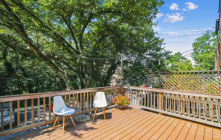 Building Photo - 1770 Hobart St NW