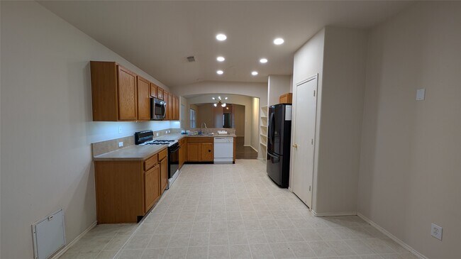 Building Photo - 1918 Adobe Stone Dr