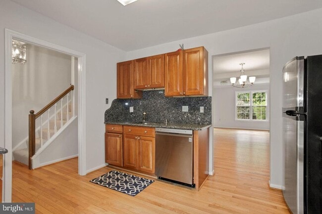 Building Photo - Townhome in Pinecrest