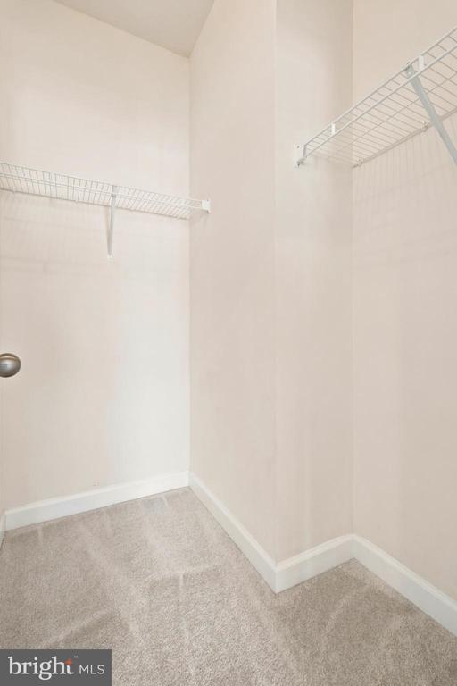 Building Photo - 42615 Beckett Terrace