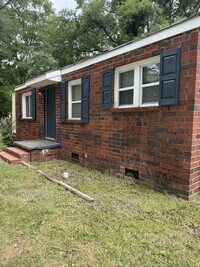 Building Photo - 1048 Brooks Rd
