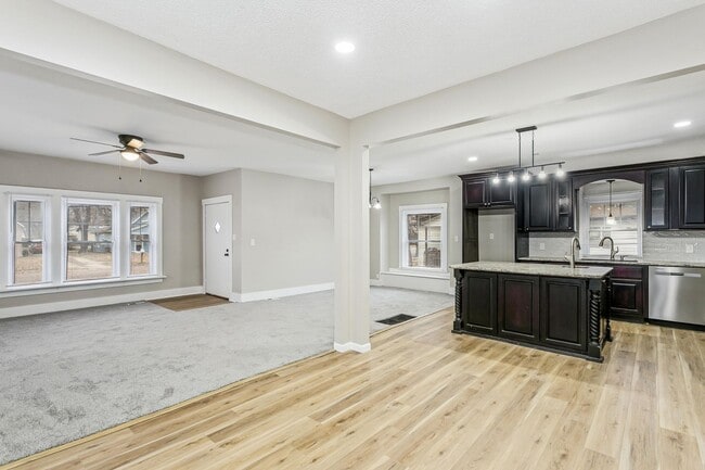 Building Photo - Beautifully Renovated 3 Bedroom, 2 Bath Home