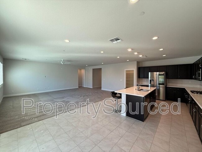 Building Photo - 1978 Memorial Ln