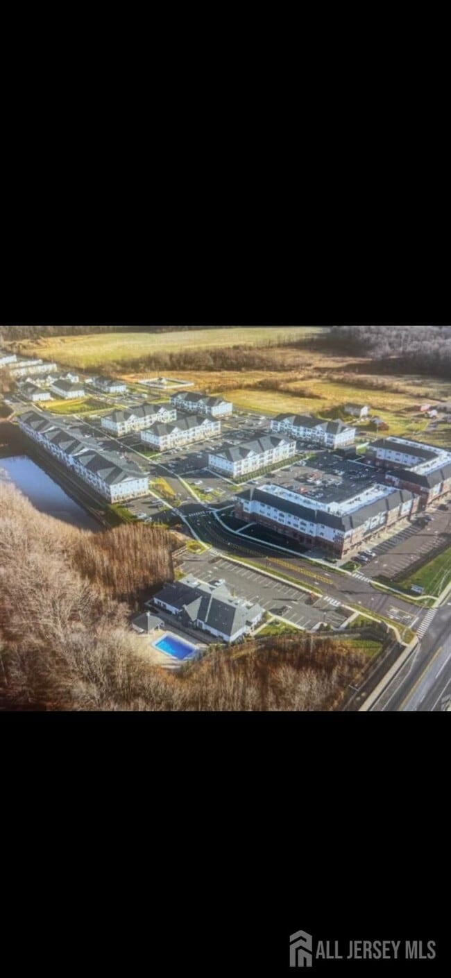Building Photo - 714 Stiller Ln