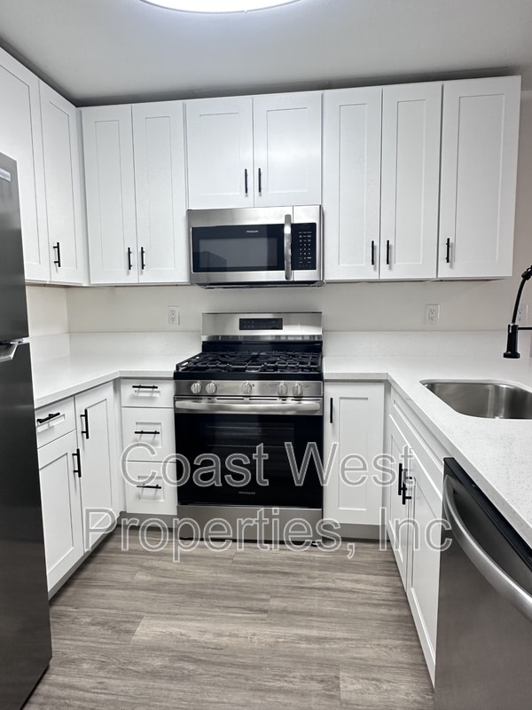 Primary Photo - 171 Elder Ave