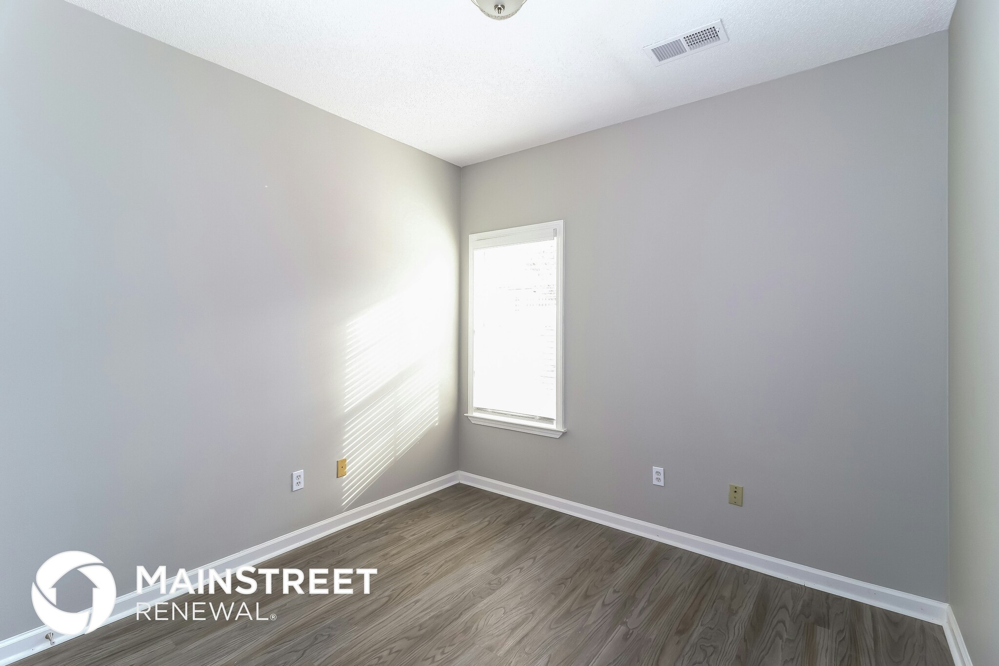 Building Photo - 9223 Chastain Pl