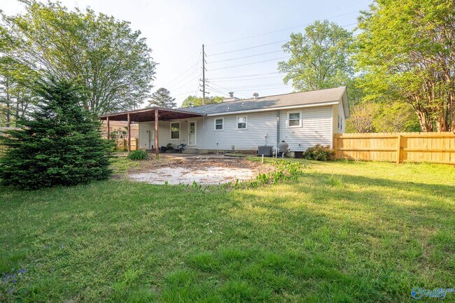 Building Photo - 912 Mountain Gap Rd SE