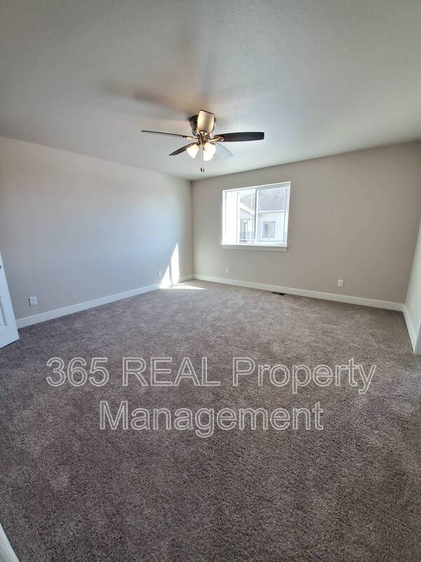 Building Photo - 1721 Westward Cir