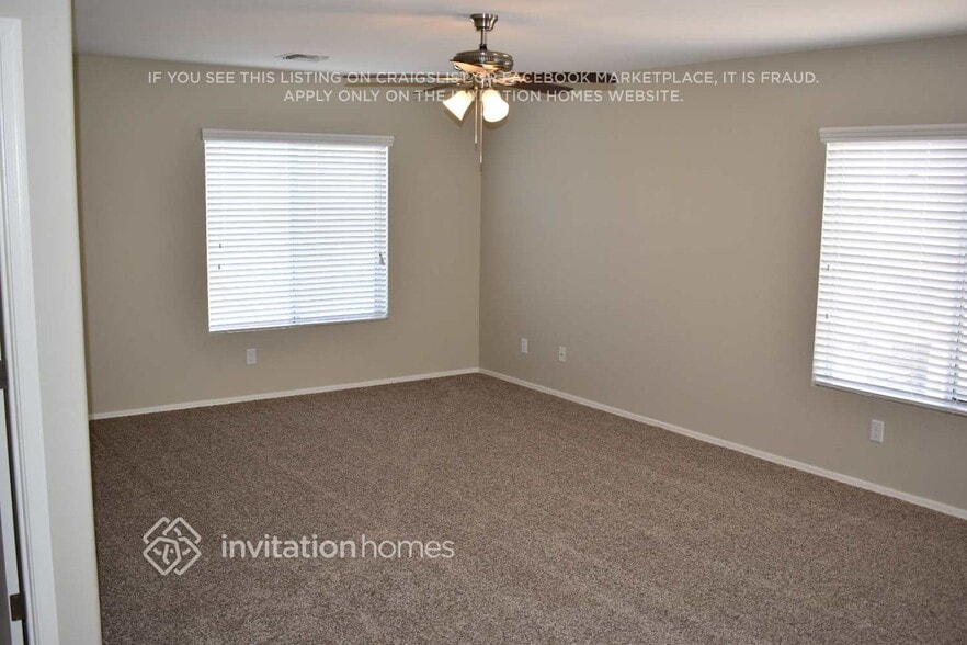 Building Photo - 186 N 224th Ln