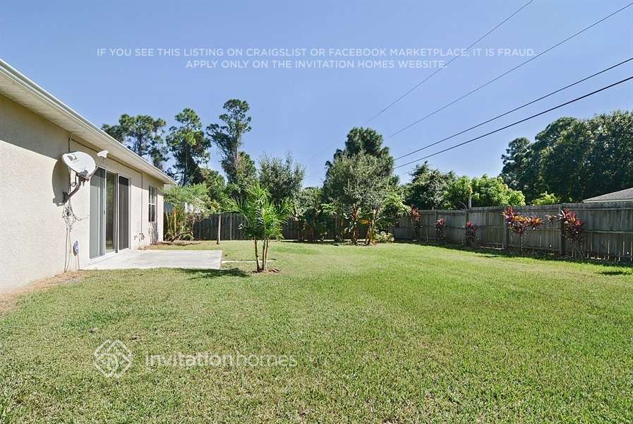 Building Photo - 1738 SW Haylake Ave