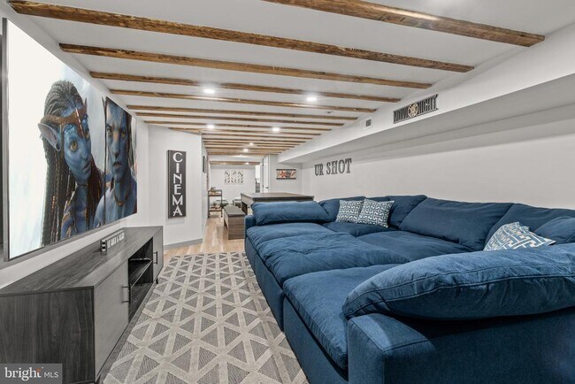 Building Photo - 2232 S 17th St