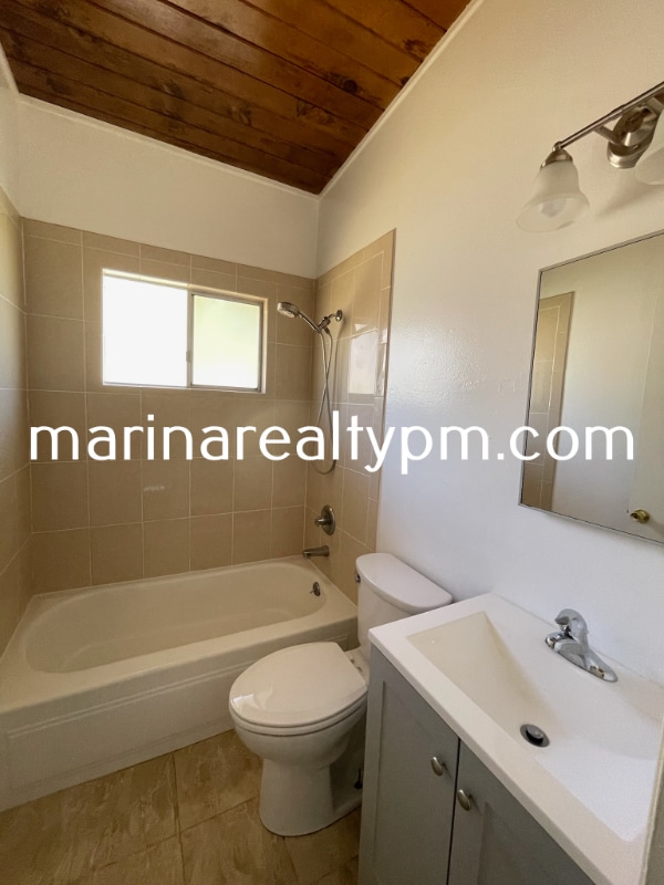 Building Photo - 129-191 Hilborn St