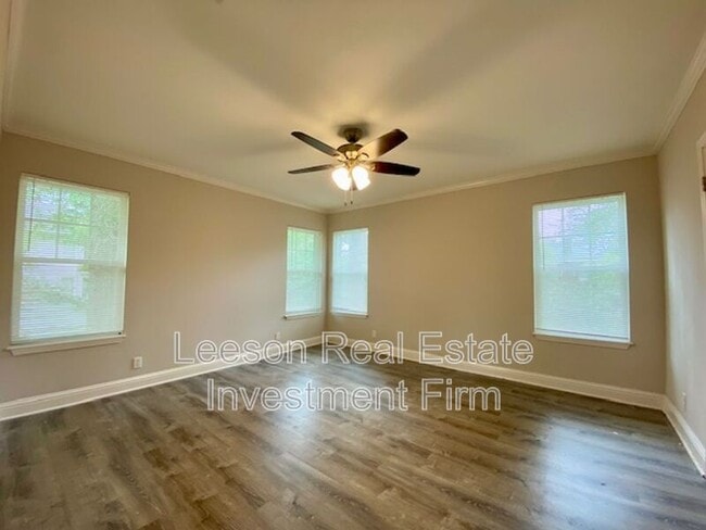 Building Photo - 2721 Fairfield Ave