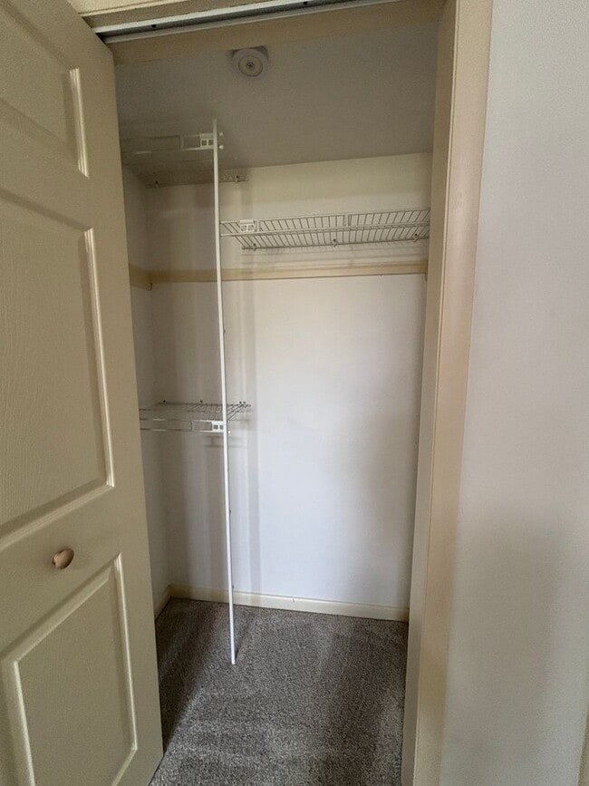 Building Photo - 5260 Crossbow Cir