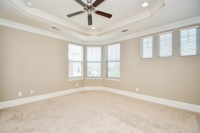 Building Photo - 716 Nicholson St