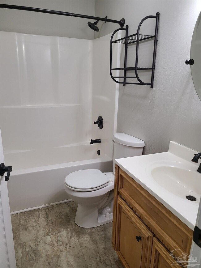 Building Photo - 3505 Oakcalla Dr