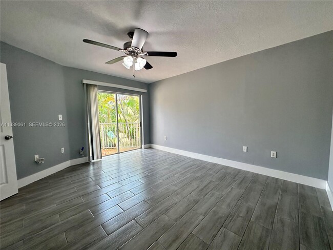 Building Photo - 14832 SW 104th St