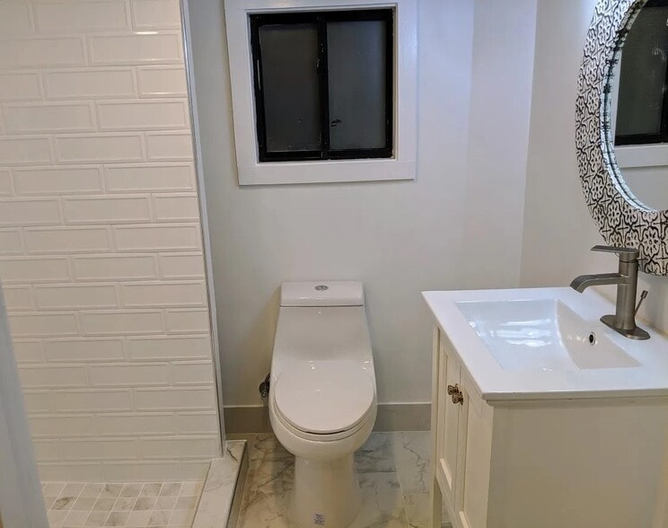 Bathroom - 1317 Irving St NW