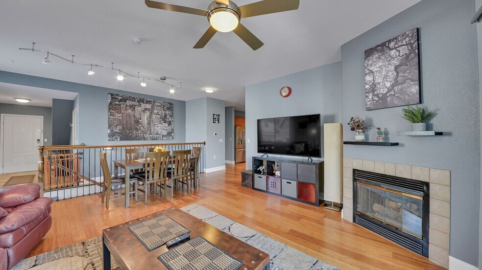 Building Photo - 10350 W 55th Ln