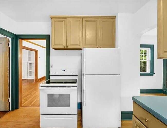 Building Photo - A Place You’ll Love to Call Home – Gorgeous 4-Bedroom Property!