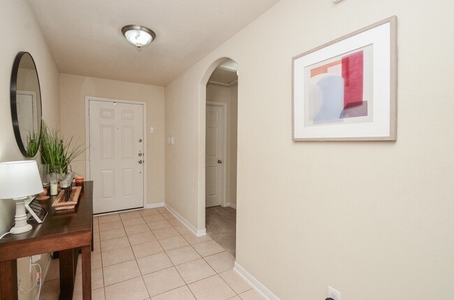 Building Photo - 2122 Platinum Mist Dr