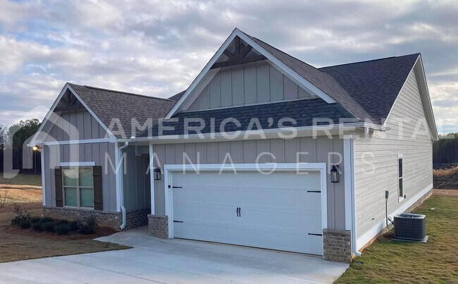 Building Photo - 1545 McKesie St