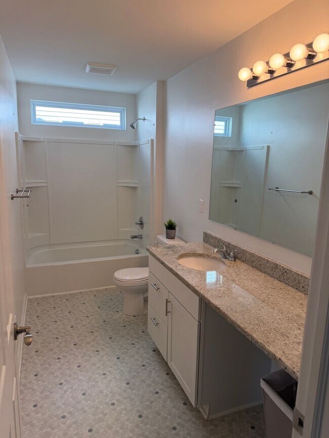 Building Photo - Beautiful and serene water view home in a secluded neighborhood!  2nd floor laundry!