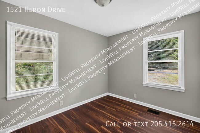Building Photo - 1521 Heron Dr