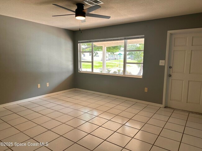 Building Photo - 2542 Leewood Blvd