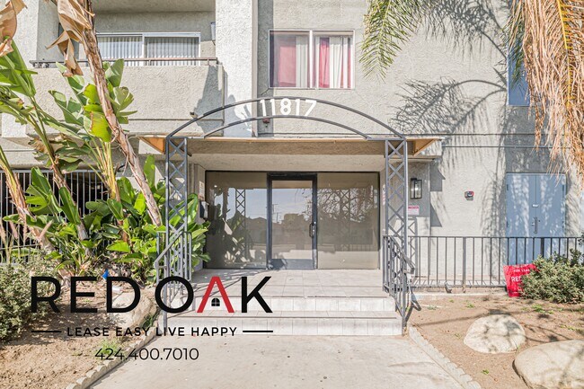 Building Photo - 11817 Victory Blvd