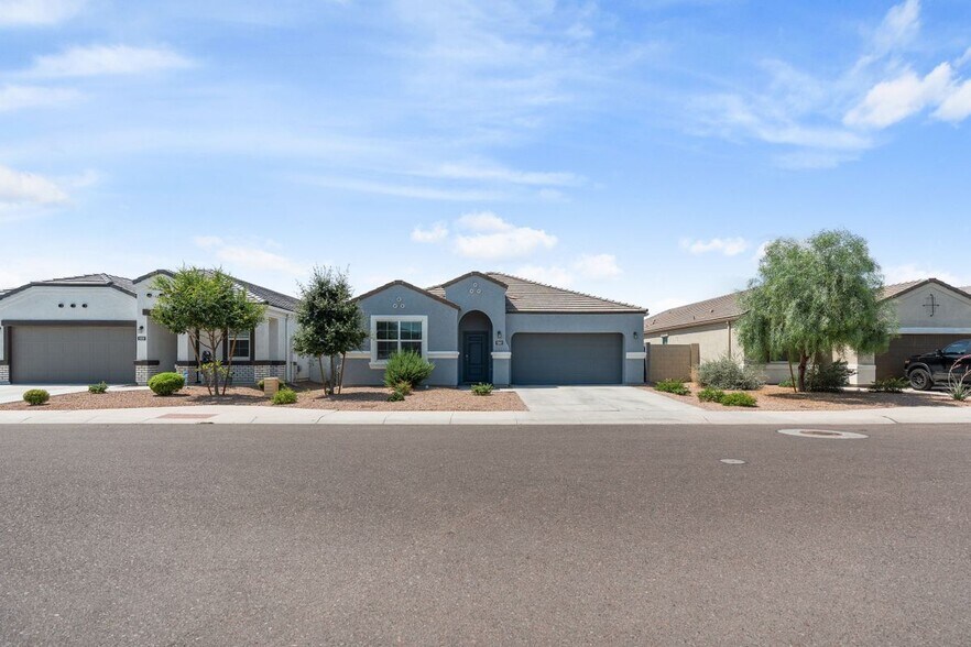 Building Photo - 5341 W Western Star Blvd