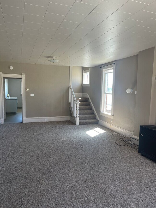 Building Photo - 628 W. Granite-630 1/2