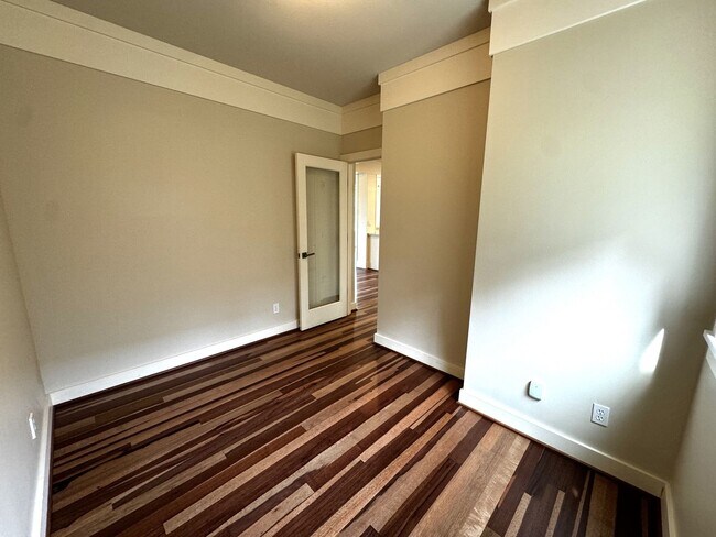Building Photo - 4bd/4.5ba Seattle House
