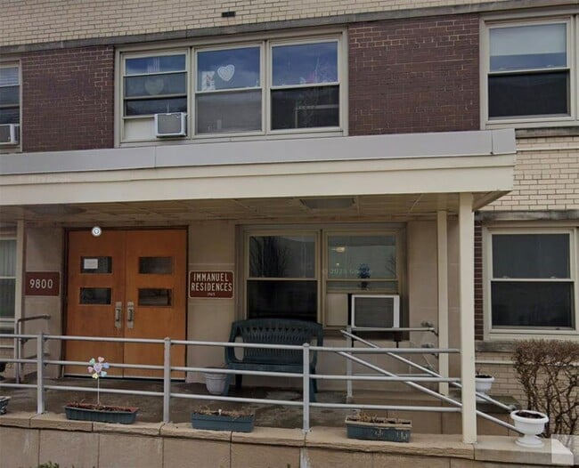 Building Photo - 9800 S Campbell Ave