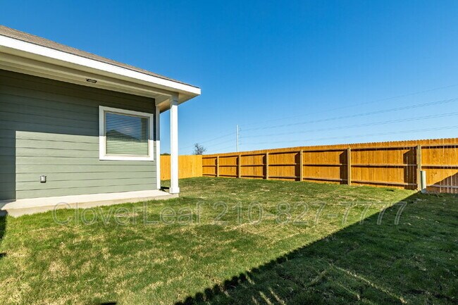 Building Photo - 275 Kinsley Wy