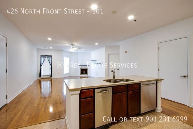 Building Photo - 426 N Front St