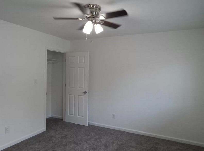 Building Photo - 2018 Washington Ave