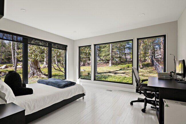 Building Photo - 95 Louises Ln