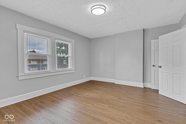 Building Photo - 3628 Birchwood Ave
