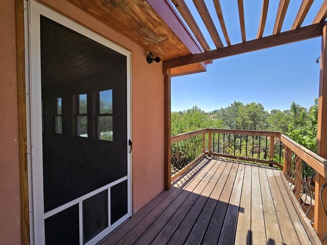 Building Photo - 166 Galisteo Ln