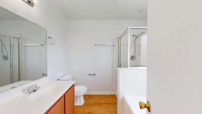 Building Photo - Great location in Killeen, TX Cozy and well maintained house