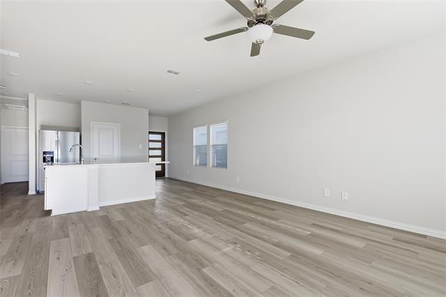 Building Photo - 609 Clover Crk Dr