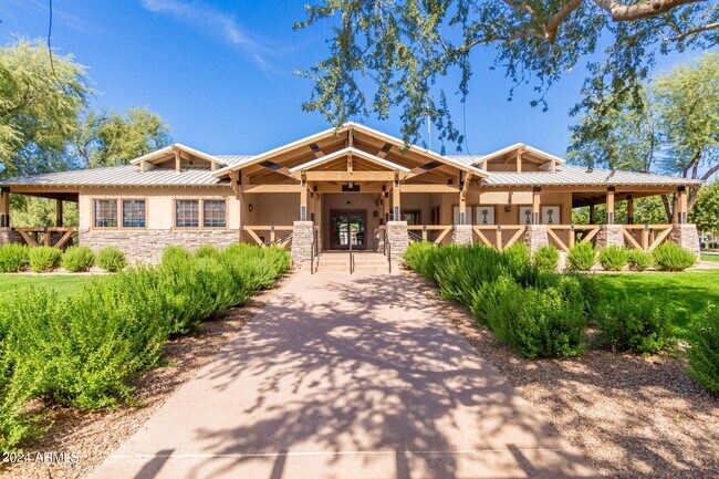 Building Photo - 4333 S Rim Ct