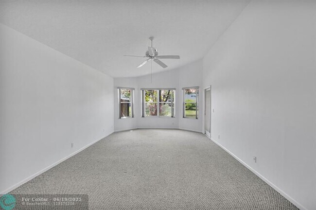 Building Photo - 9631 Orchid Grove Trail