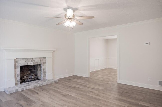 Building Photo - 147 Hunters Cove