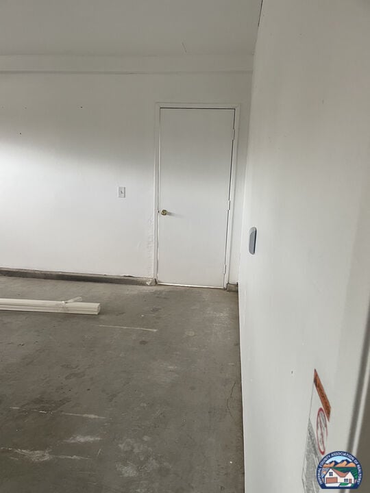 Building Photo - 680 Sequoia St