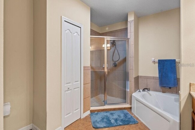 Building Photo - 299 McLeod's Way